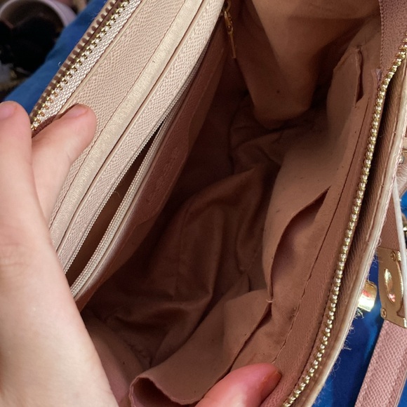 Bebe Los Angeles babe purse - Picture 2 of 4